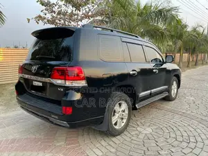 Toyota Land Cruiser 2015 Black