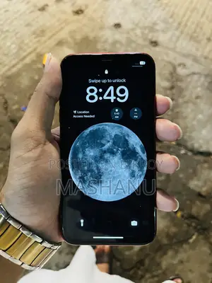 Apple iPhone XR 64 GB Red