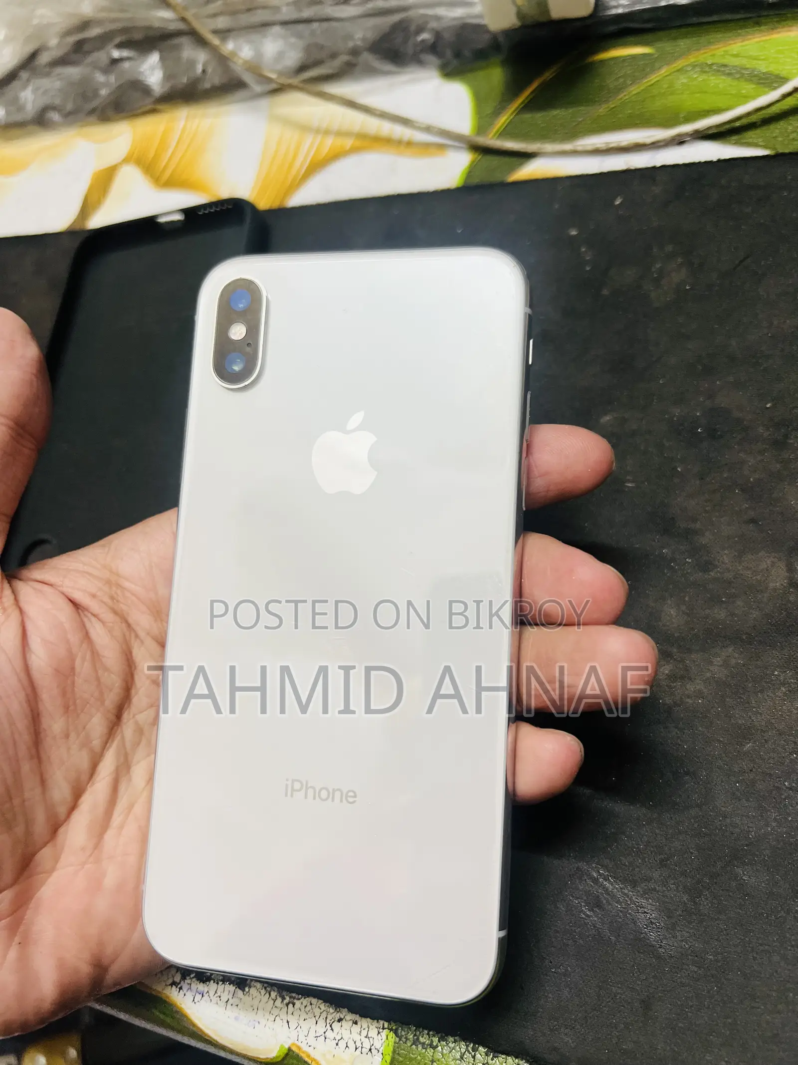 Apple iPhone X 256 GB White
