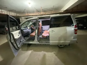Toyota Noah 2002 Silver