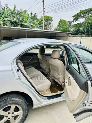 টয়োটা প্রিমিয়ো ২০০২ সিলভার