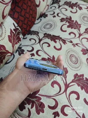 Vivo Y75 128 GB