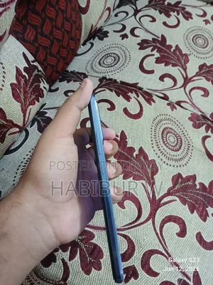 Vivo Y75 128 GB
