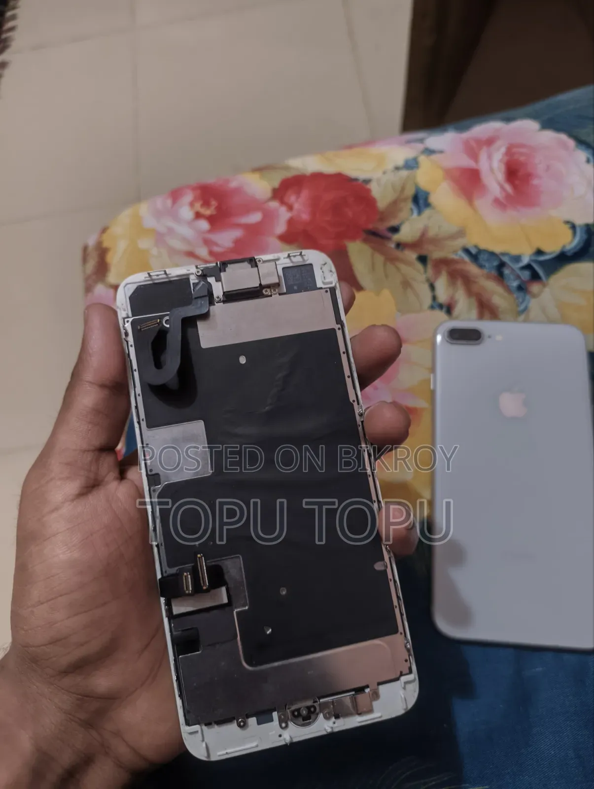 Apple iPhone 8 Plus 64 GB White