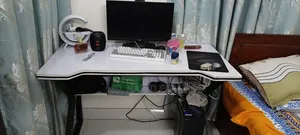 Premium White Desktop Computer Table – 48 Inches