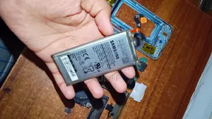স্যামসাং গ্যালাক্সি এস৮ ৬৪ জিবি হোয়াইট