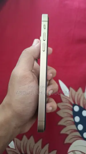 নতুন অ্যাপল আইফোন এক্সআর ১২৮ জিবি গোল্ড