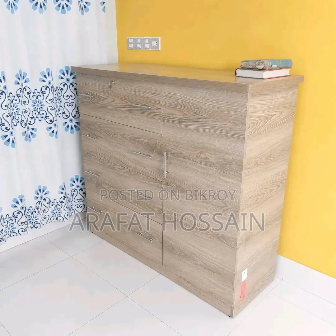 Regal Wardrobe for sale - Fixed Price