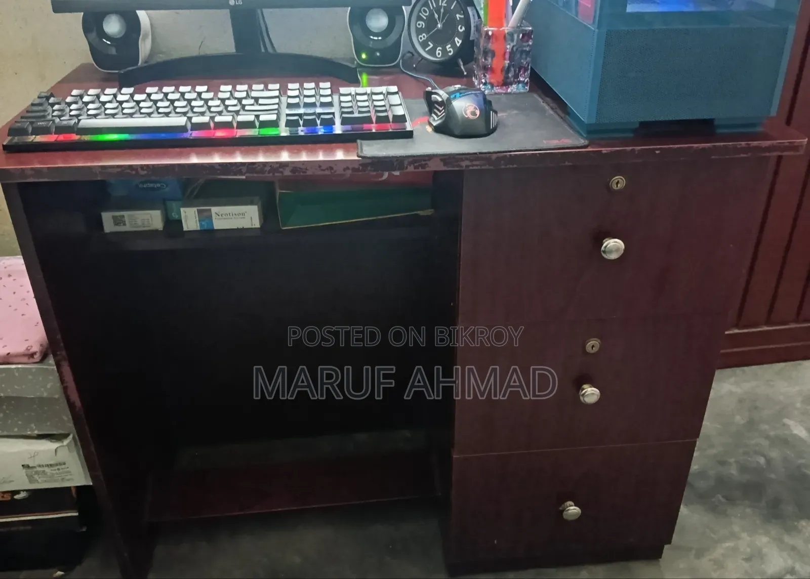 Computer Table
