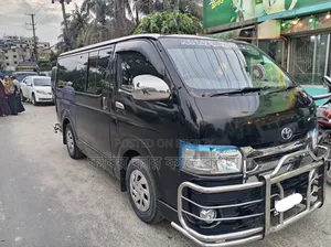 Toyota HiAce 2005 Black