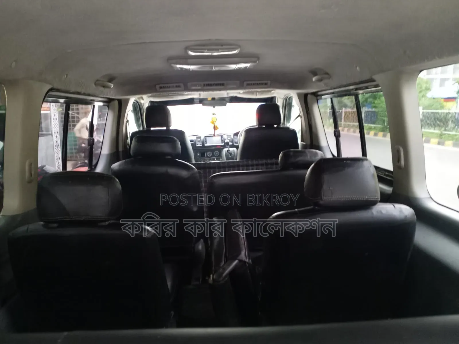 Toyota HiAce 2005 Black