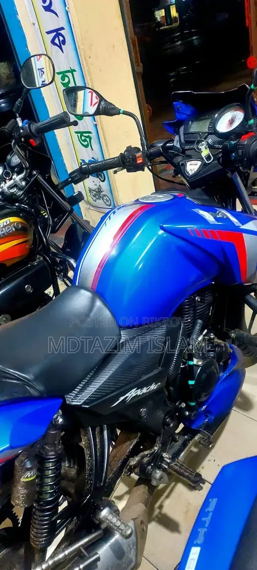 TVS Apache RTR 160 2V 2022 Blue