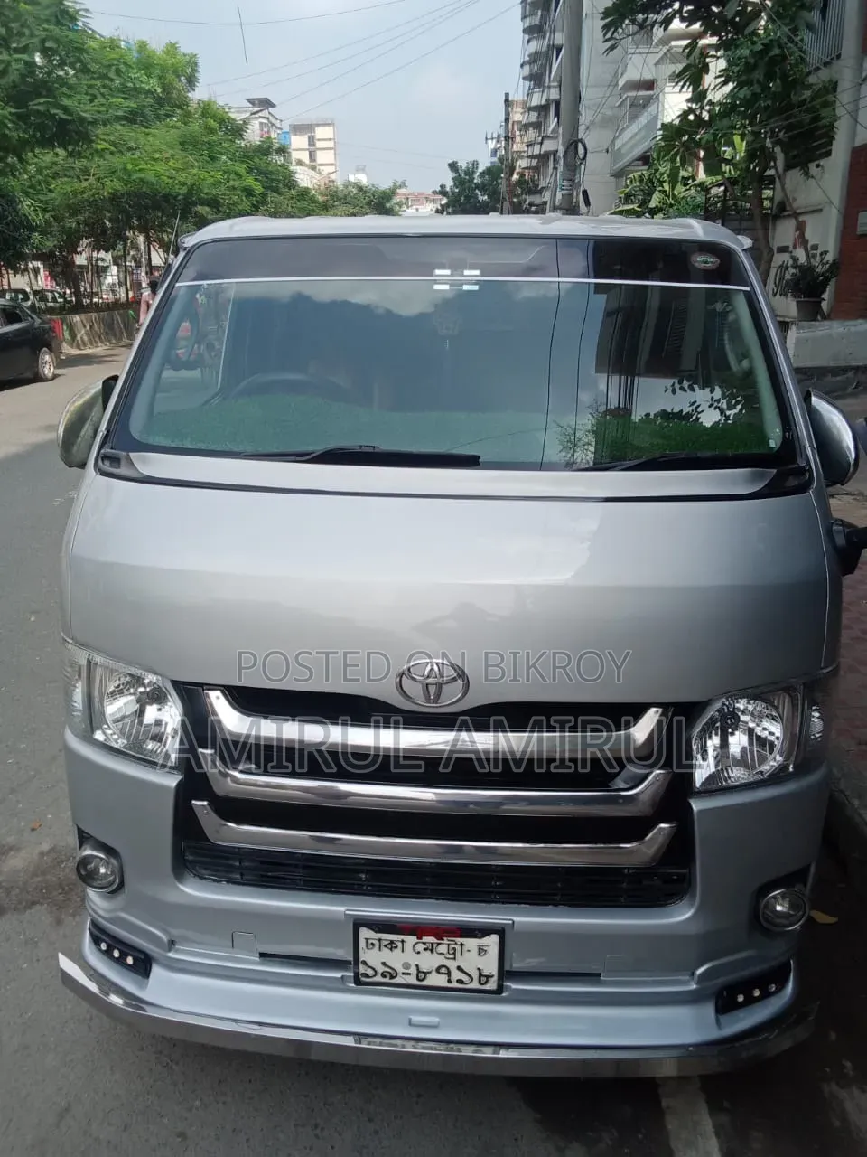 টয়োটা হায়েজ ২০১৪ সিলভার