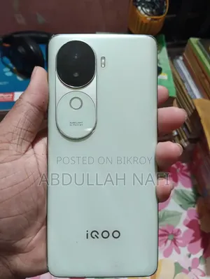 Vivo iQOO Z9s 128 GB Green