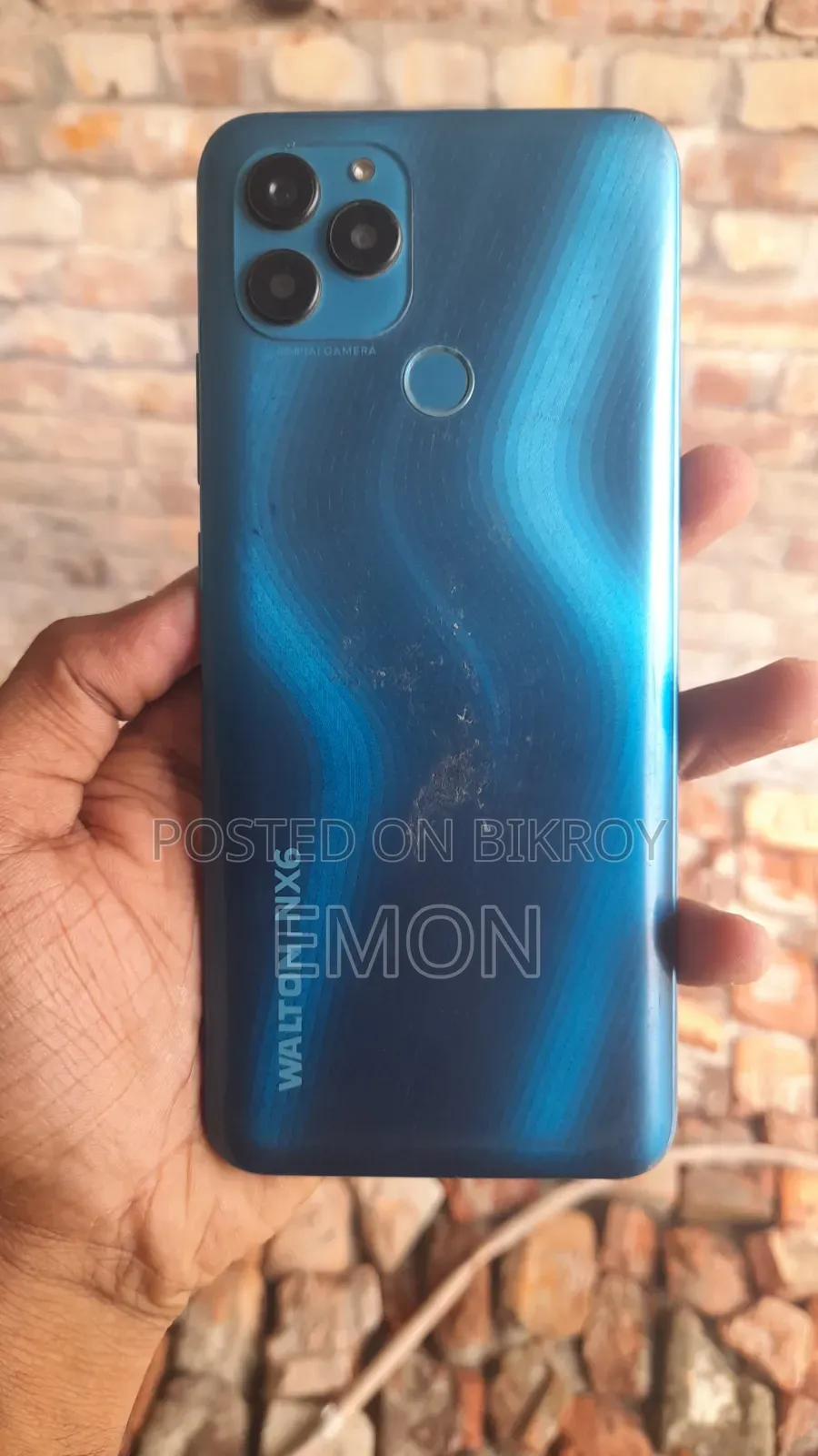 Walton 4 GB Blue