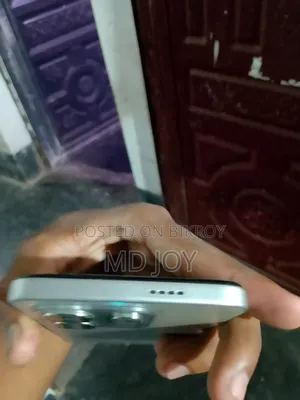 Infinix Hot 50i 128 GB White