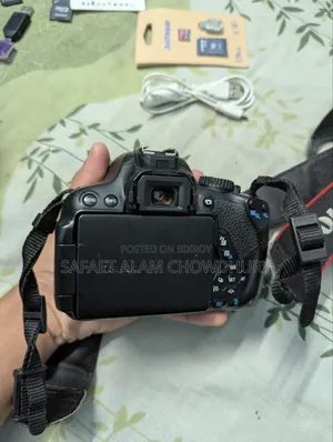Canon 700d DSLR Camera (50mm Prime, 55-250mm Zoom Lens)