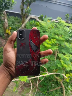 Apple iPhone X 64 GB Black