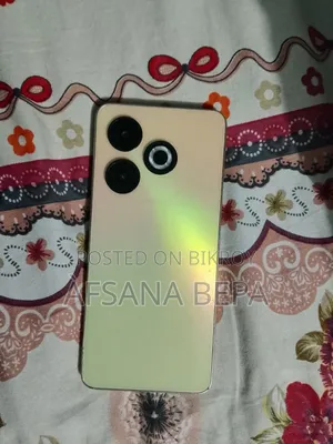Infinix Smart 8 64 GB Yellow