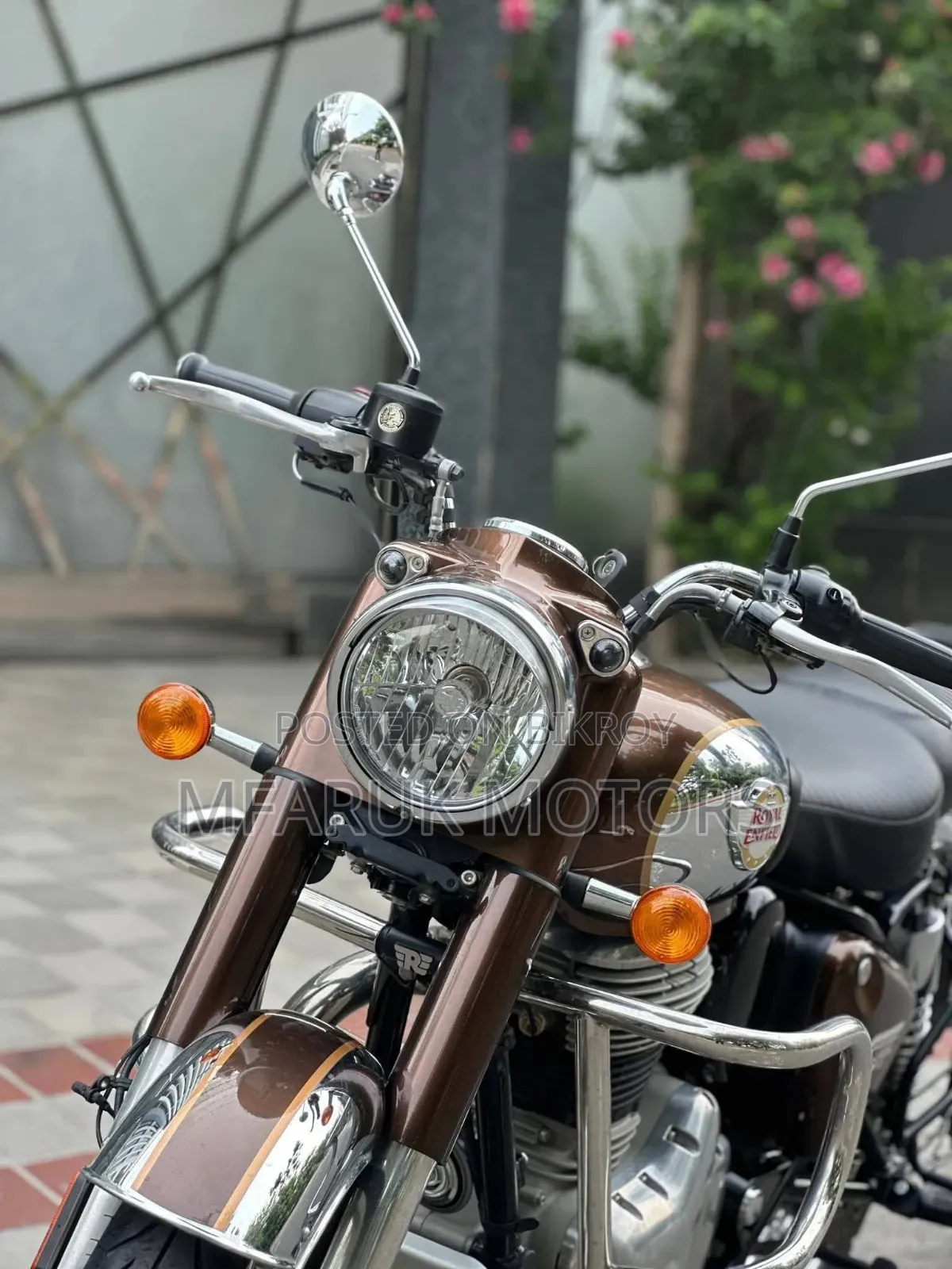 রয়্যাল এনফিল্ড ক্লাসিক ৩৫০ ২০২৬ ব্রাউন