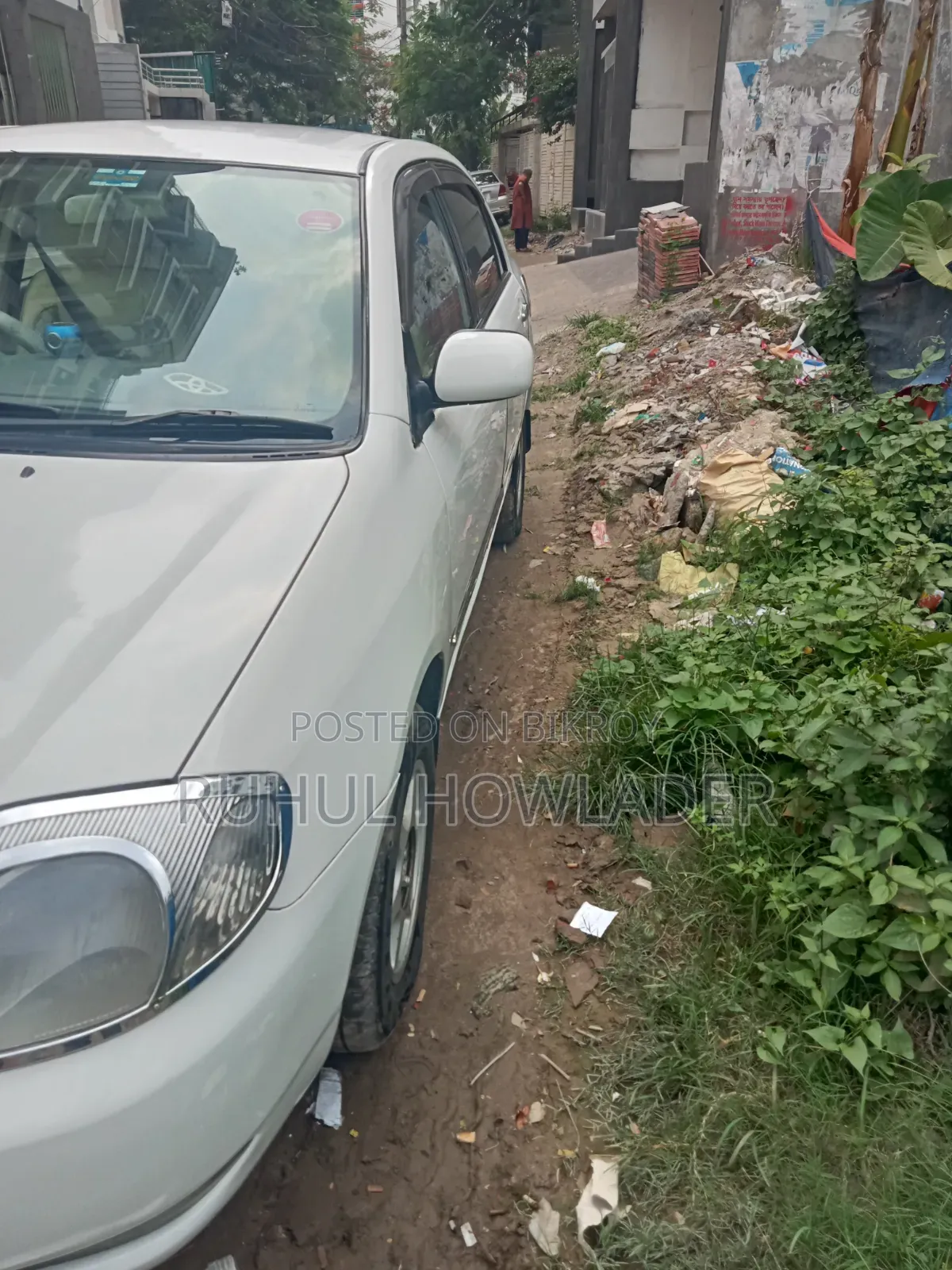 Toyota Noah 2002 White