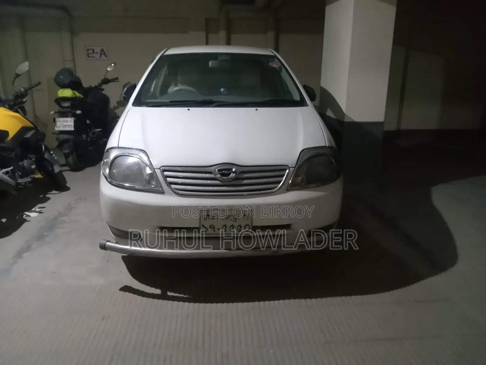 Toyota Noah 2002 White