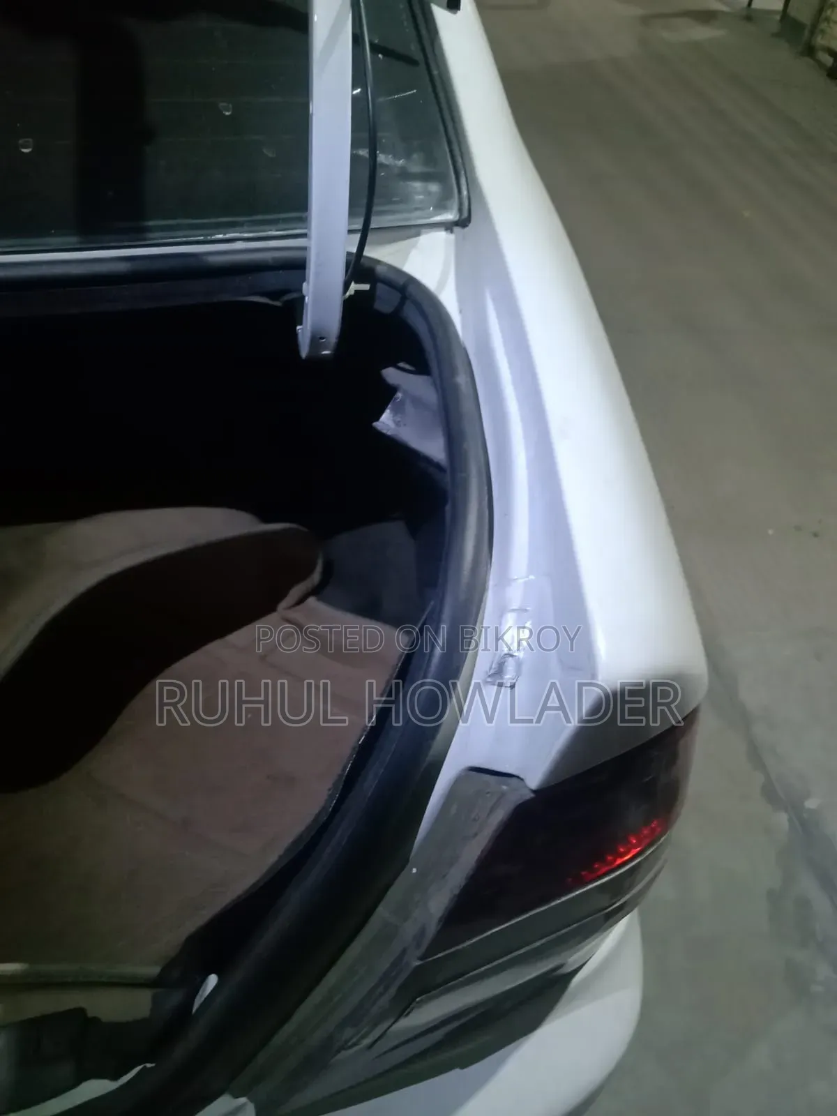 Toyota Noah 2002 White