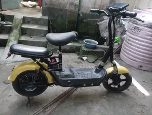 Motorcycle 2025 Yellow