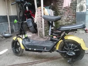 Motorcycle 2025 Yellow