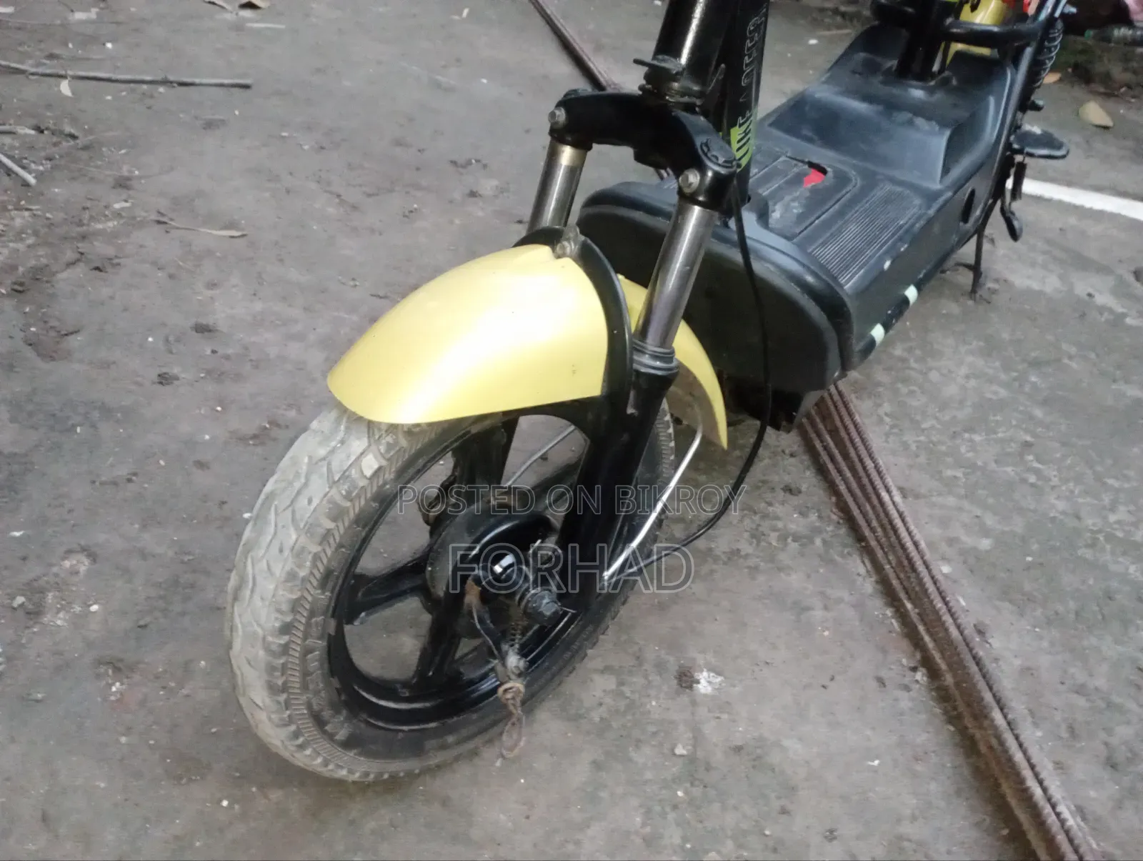 Motorcycle 2025 Yellow