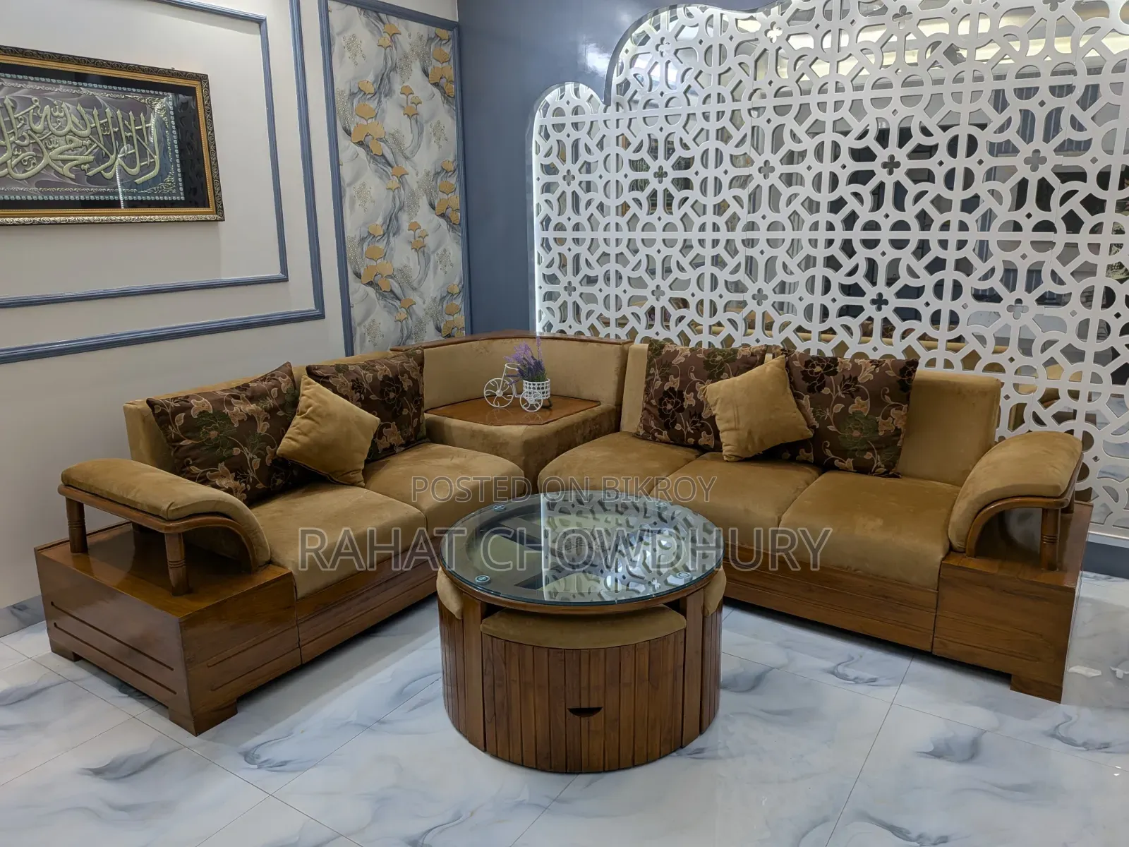 L- Shaped Sofa Set With Table