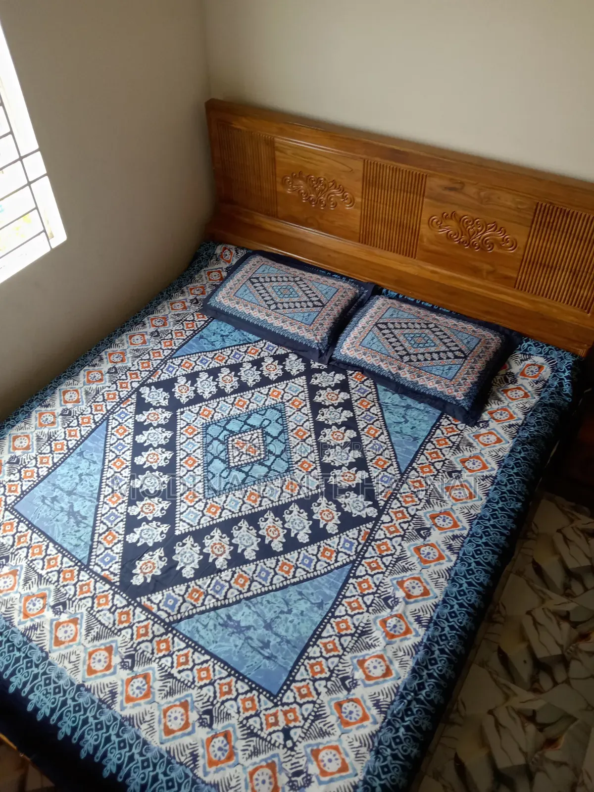 Teak Wood Bed