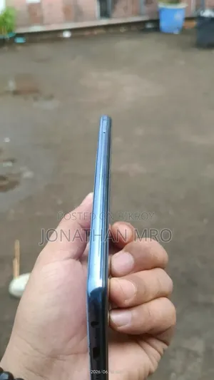 Vivo V21e 128 GB