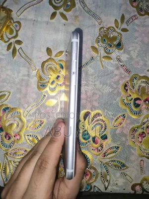 Apple iPhone 6 64 GB Silver