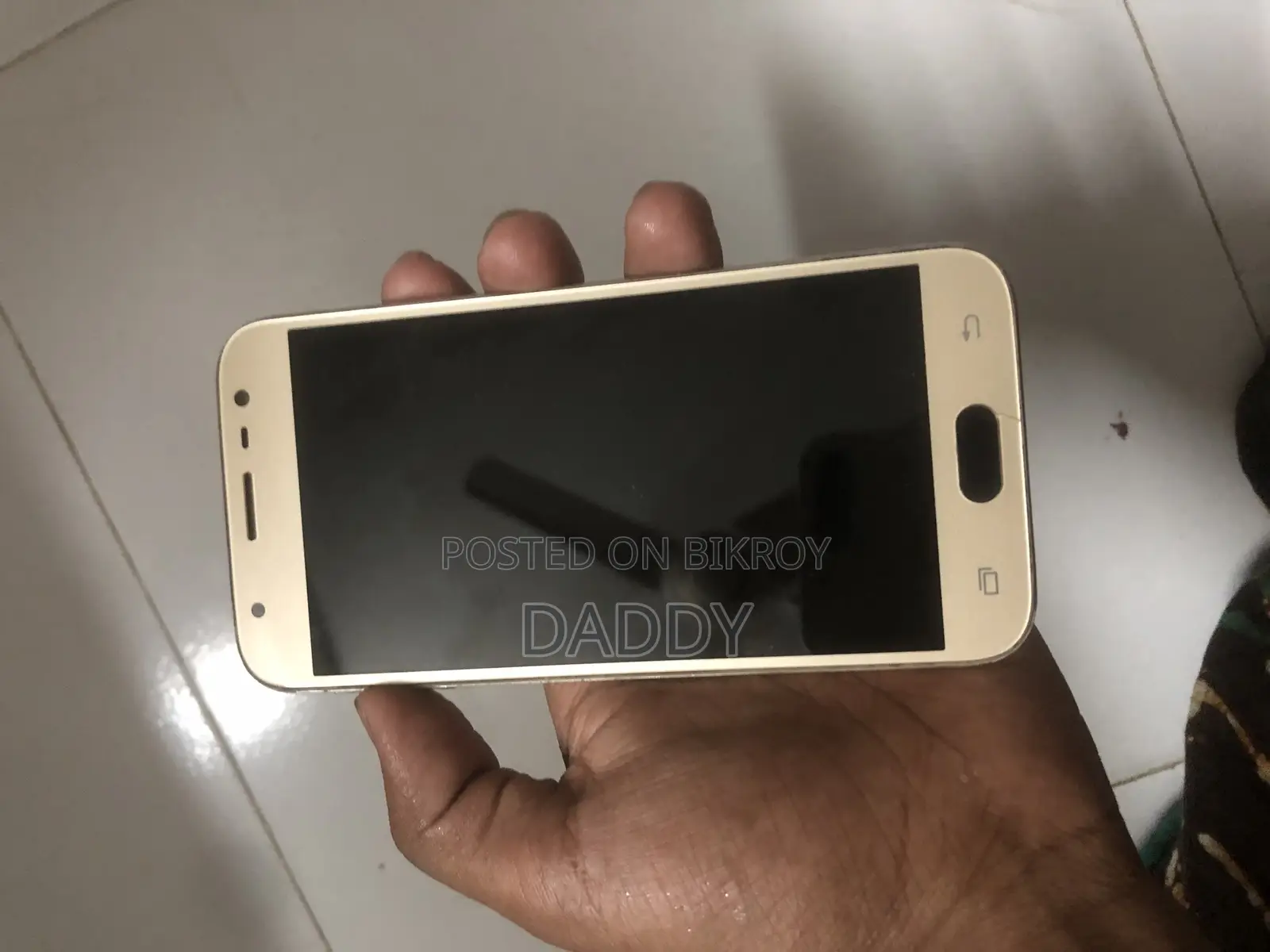 New Samsung Galaxy J3 Pro 16 GB Gold
