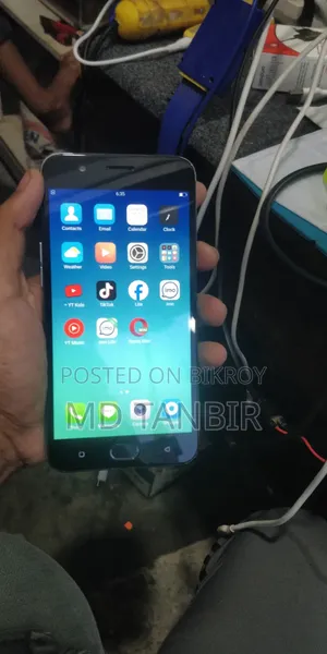 Oppo F1s 32 GB