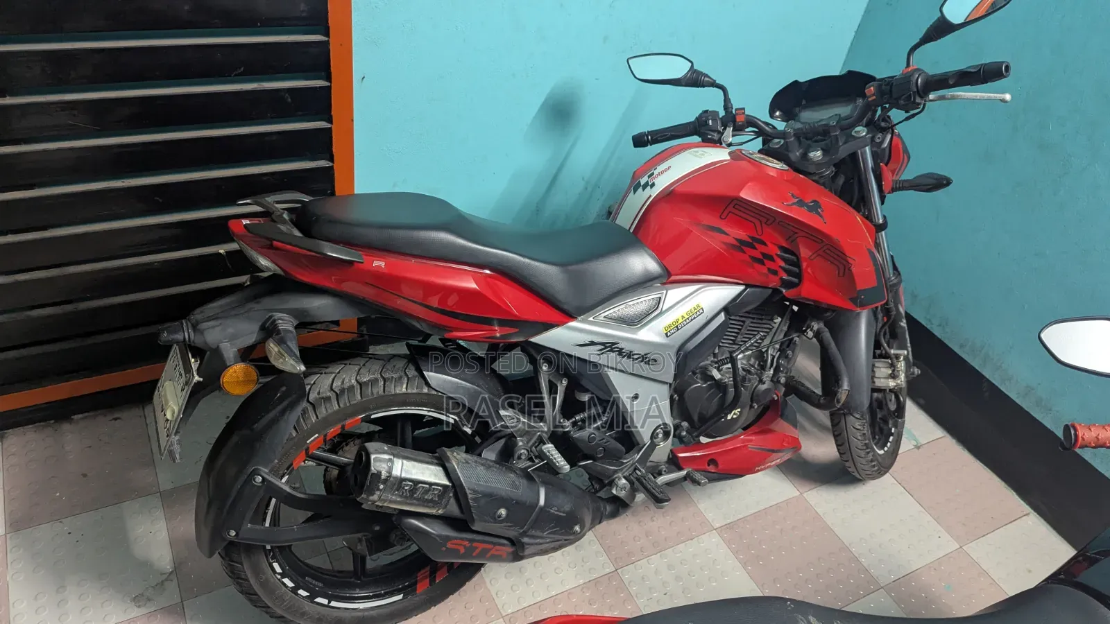 TVS Apache RTR 160 4V 2020 Red