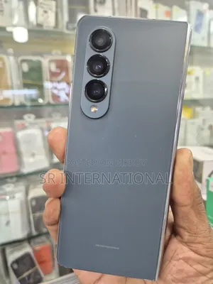 Samsung Galaxy Z Fold4 256 GB Gray
