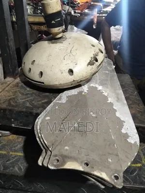পুরাতন সিলিং ফ্যান, ৩ ব্লেড, সম্পূর্ণ সচল,