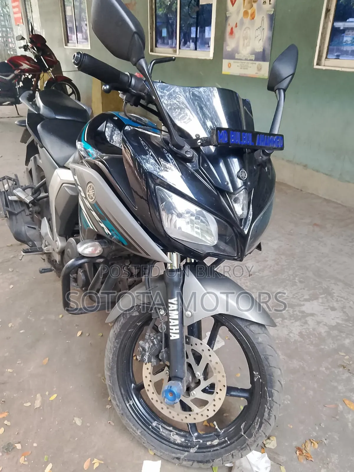 Yamaha 2017 Black