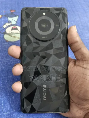 রিয়েলমি ১১ প্রো ২৫৬ জিবি ব্ল্যাক