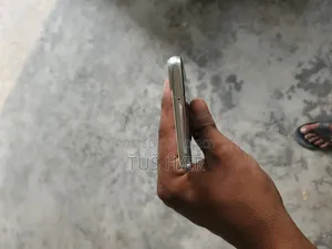 স্যামসাং গ্যালাক্সি এস২২+ ৫জি ২৫৬ জিবি হোয়াইট