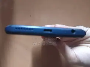 Itel 32 GB Blue