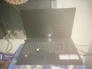 Laptop Acer Aspire 5742 4GB Intel Core I3 HDD+SSD 256GB