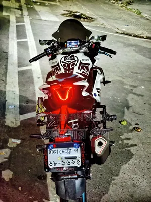 CFMoto 300SR 2025 White