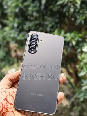 নতুন স্যামসাং গ্যালাক্সি এ২৬ ১২৮ জিবি কালো
