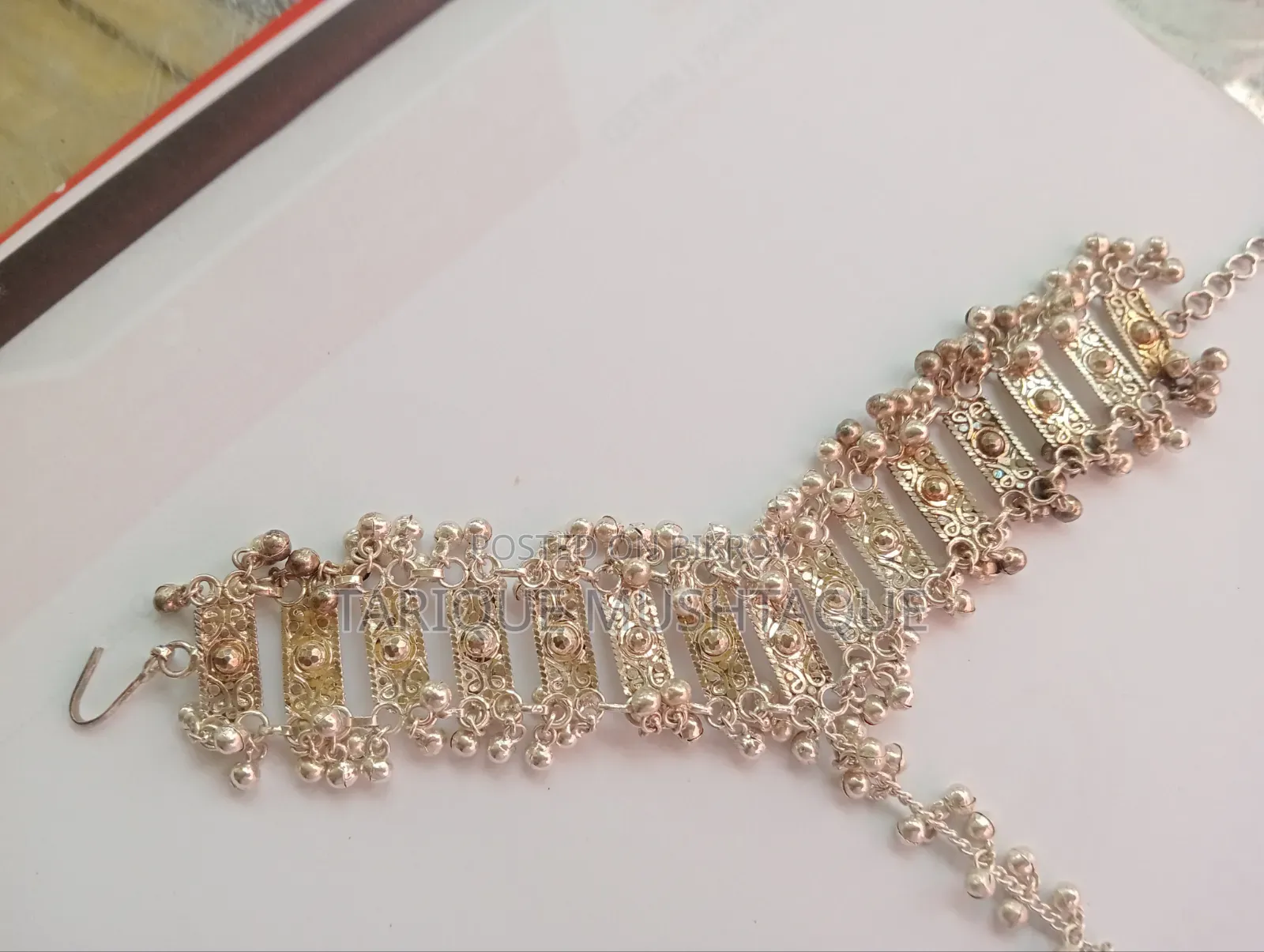 Silver Chain Bracelet With Ring
