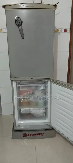 ব্যবহৃত রেফ্রিজারেটর