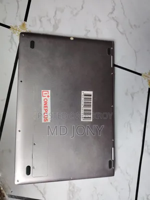 Laptop 8GB Intel SSD 256GB