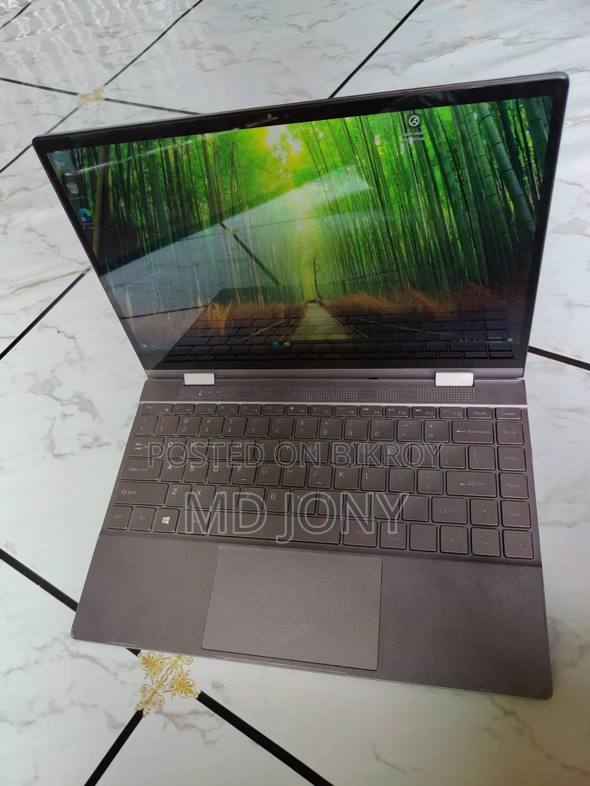 Laptop 8GB Intel SSD 256GB